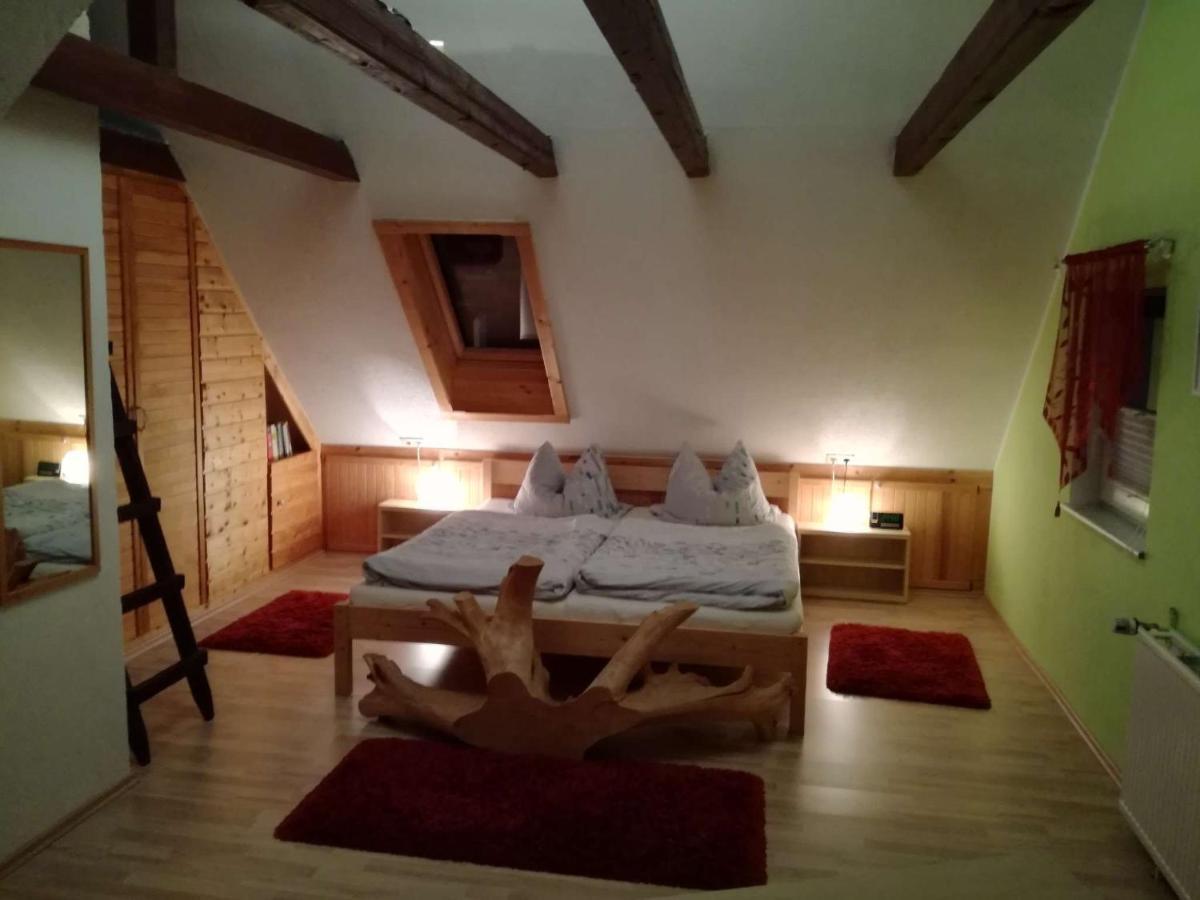 Ferienwohnung Seilerberg Фрайберг Екстериор снимка